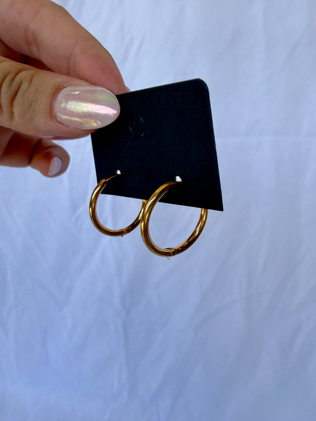 Medium Gold Huggies