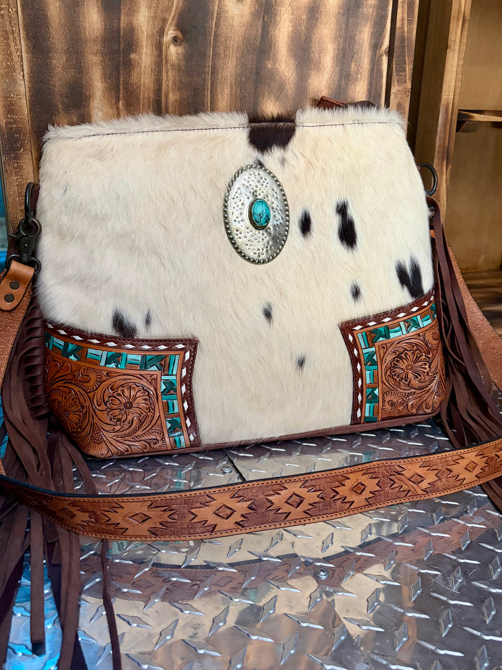 American Darling Messenger Bag w/ Cowhide (Concealed Carry)