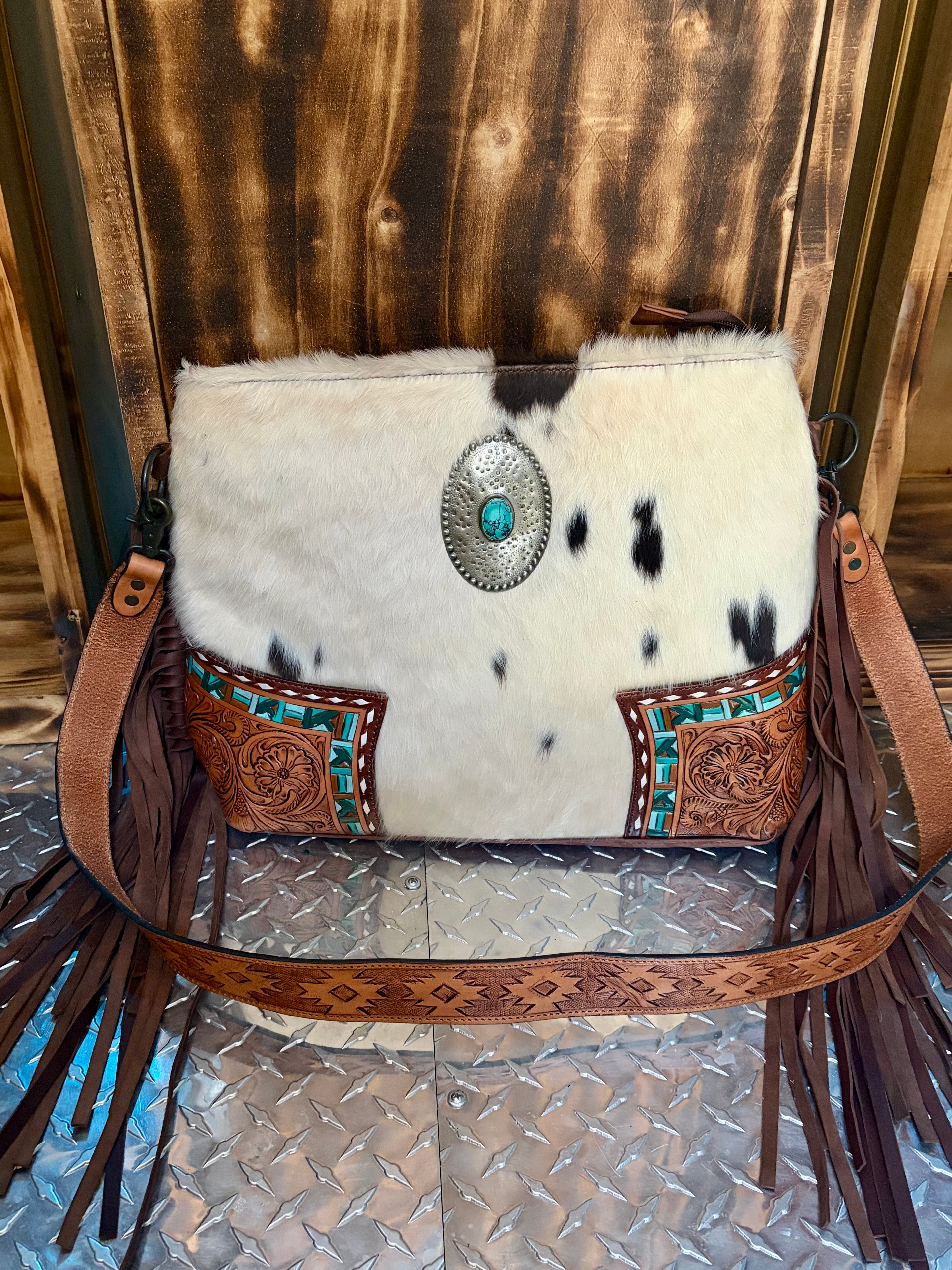 American Darling Messenger Bag w/ Cowhide (Concealed Carry)