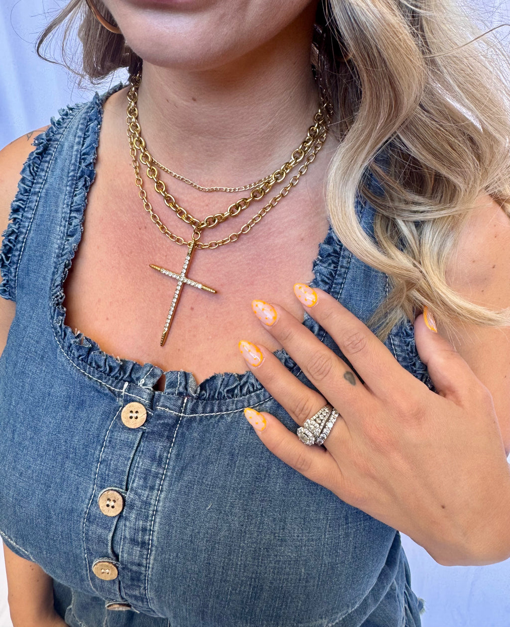 Chansutt Pearls Luxe Cross Necklace