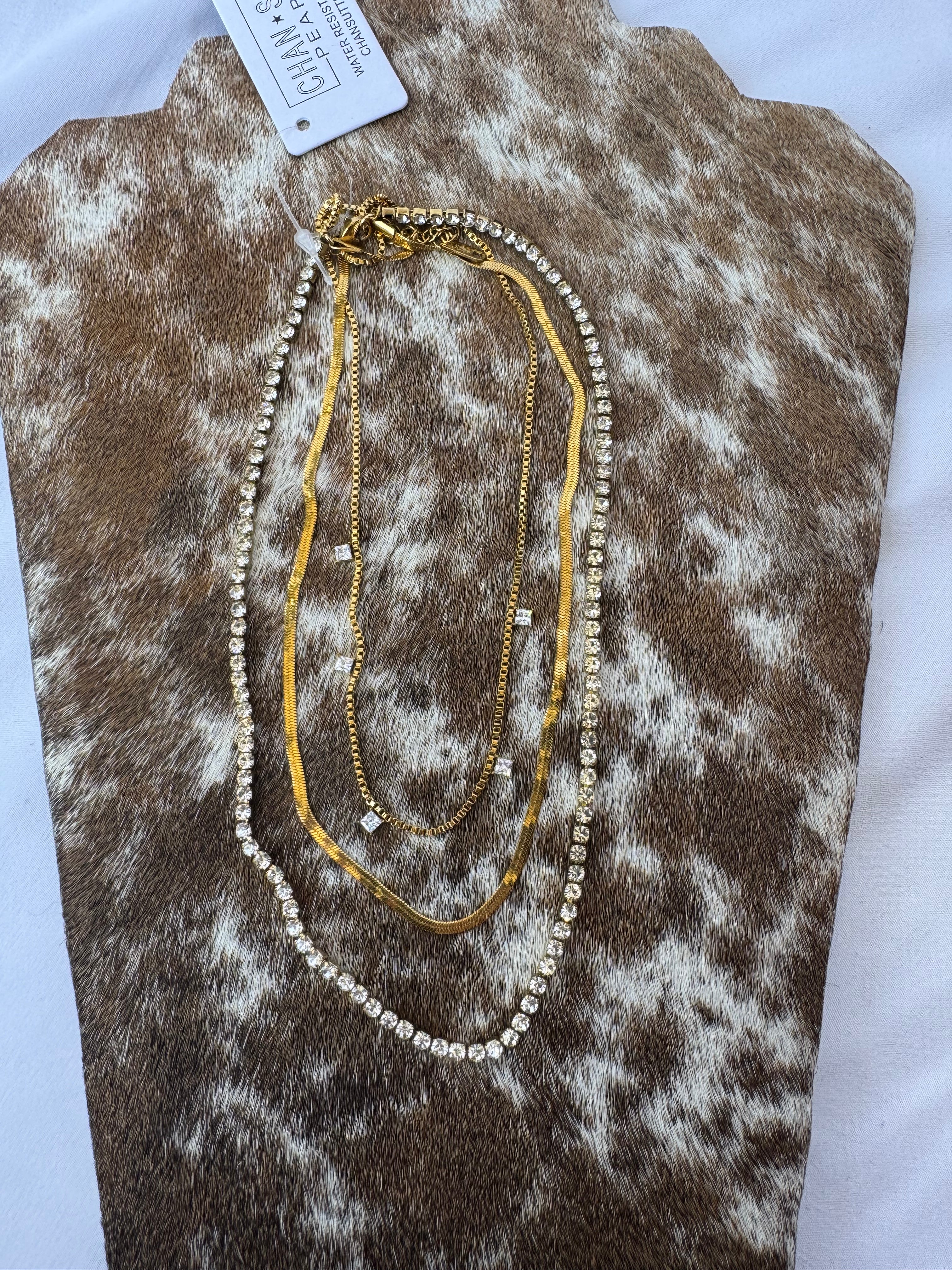 Chansutt Pearls Leah Necklace